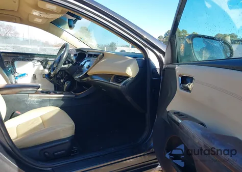 2016 Toyota Avalon Xle Plus z USA, uszkodzony, nr VIN 4T1BK1EB2GU239857